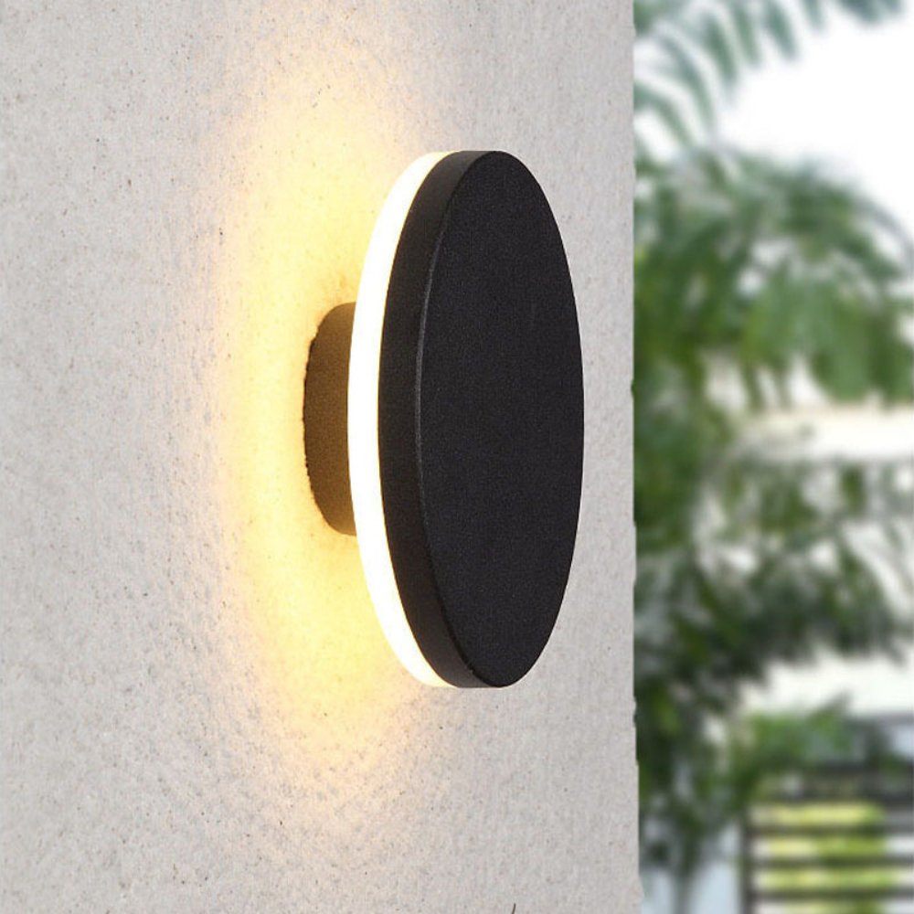 Minimalist LED Outdoor Wall Light | Round & Square Design for Porch & Entryway