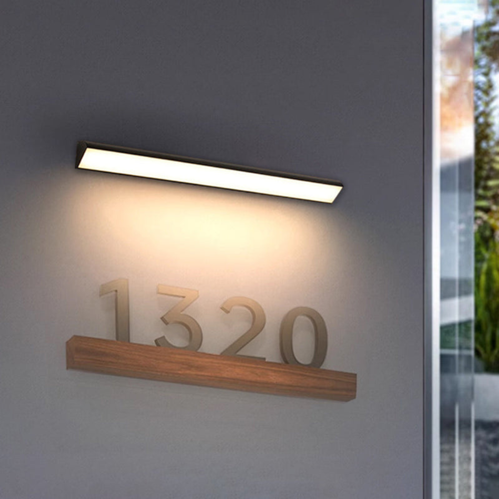 Outdoor Wall Light in Modern Slim Design | Waterproof LED Fixture for Patio & Entrance