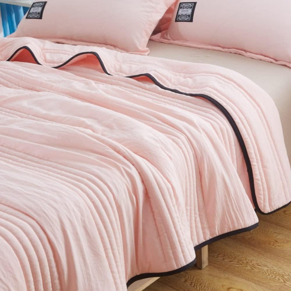 Bedroom Soft Cooling Blanket | Lightweight Comfort Solution