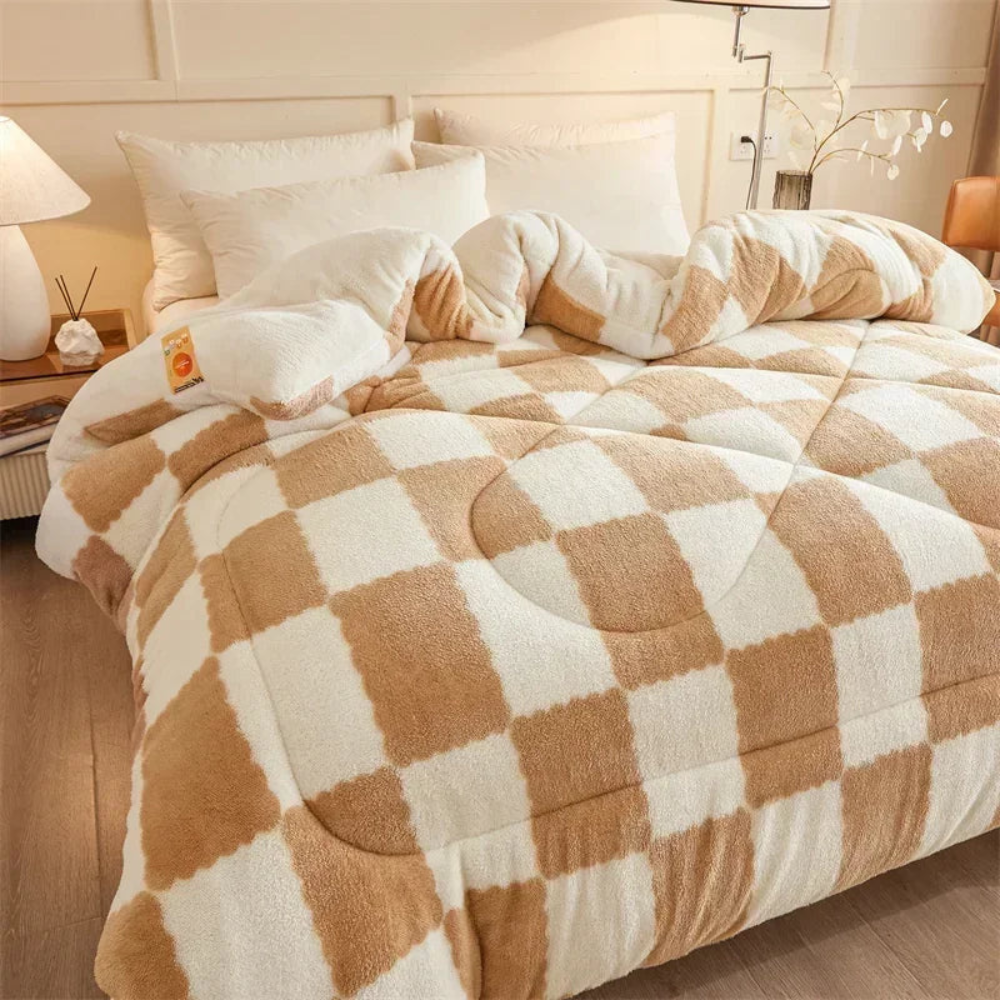 Ultra Plush Weighted Winter Blanket | Extra Thick Cozy Insulated Quilt for Cold Nights