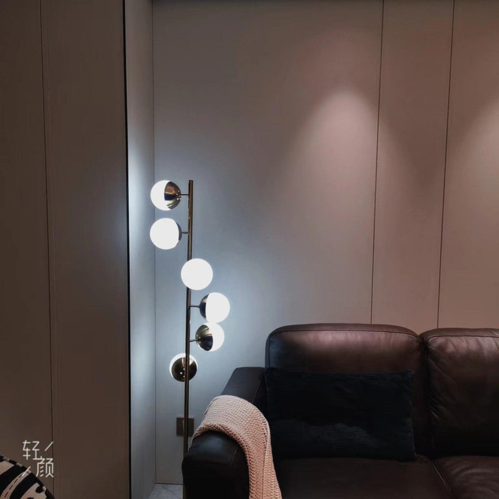 Flow Form Floor Lamp | Sculptural Design with Natural Branching Lines