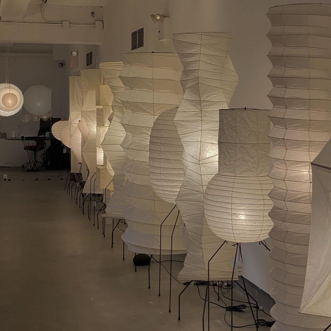 Floor Lamp | Tripod Lighting Fixture with Paper Shade
