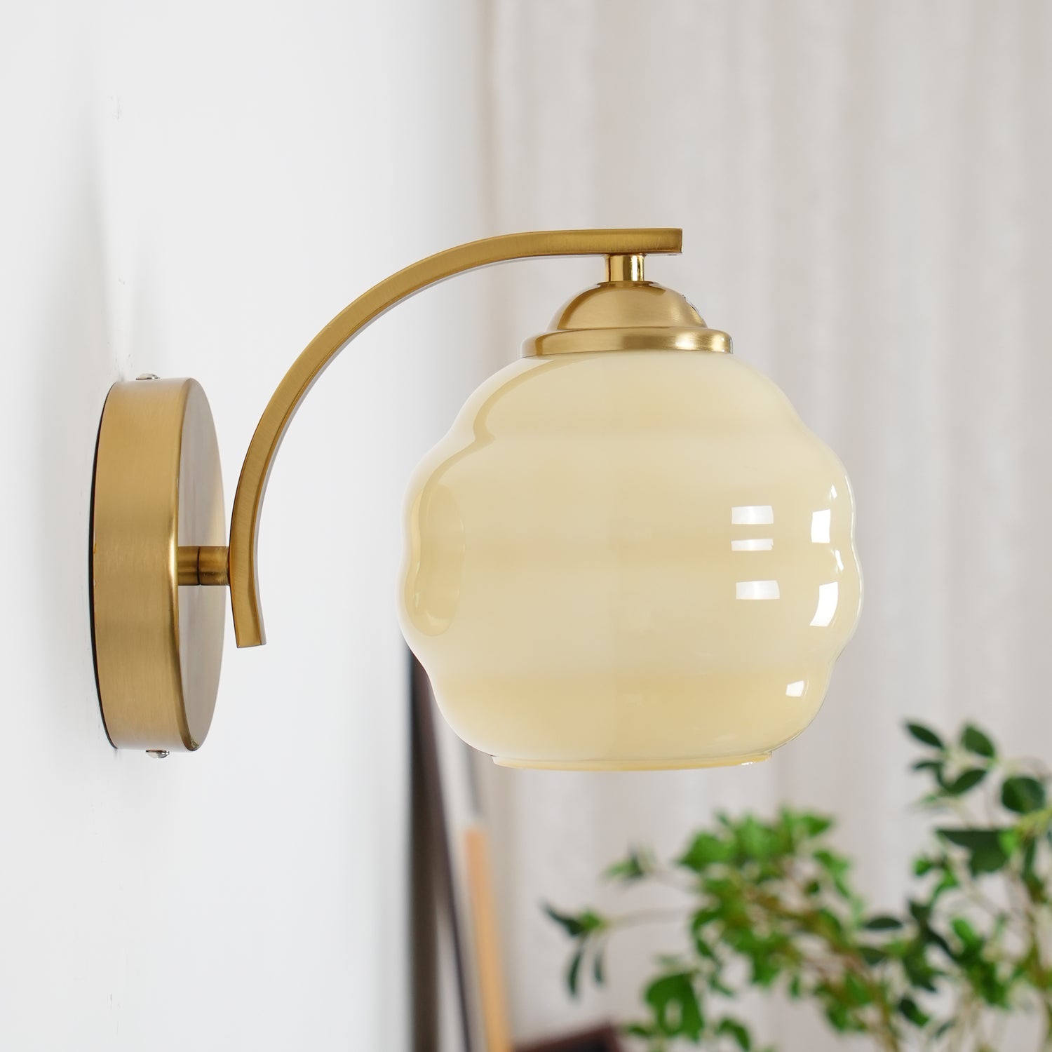 Wall Light Round | Decorative Wall Fixture