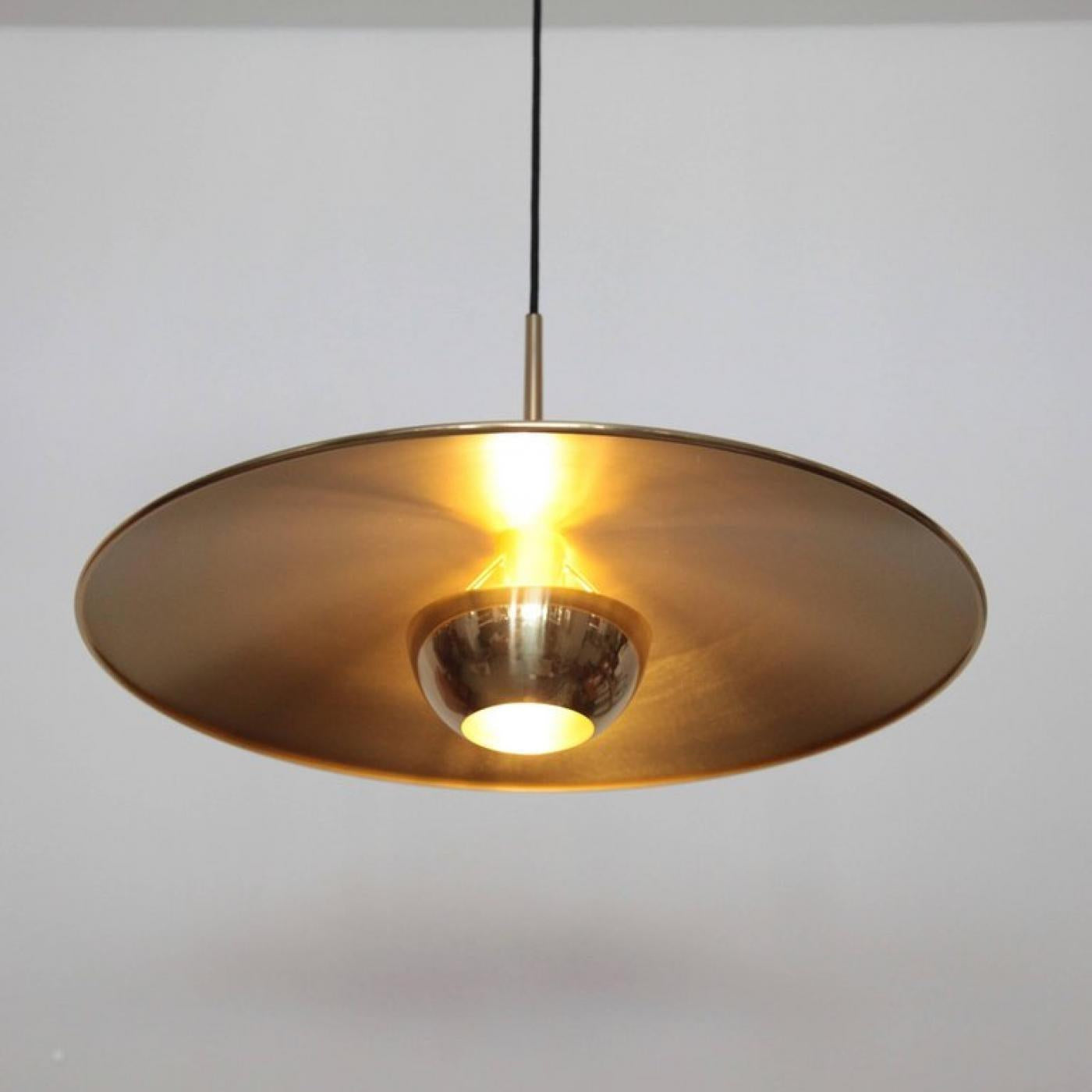 Pendant Light | Adjustable Counterweight Pulley