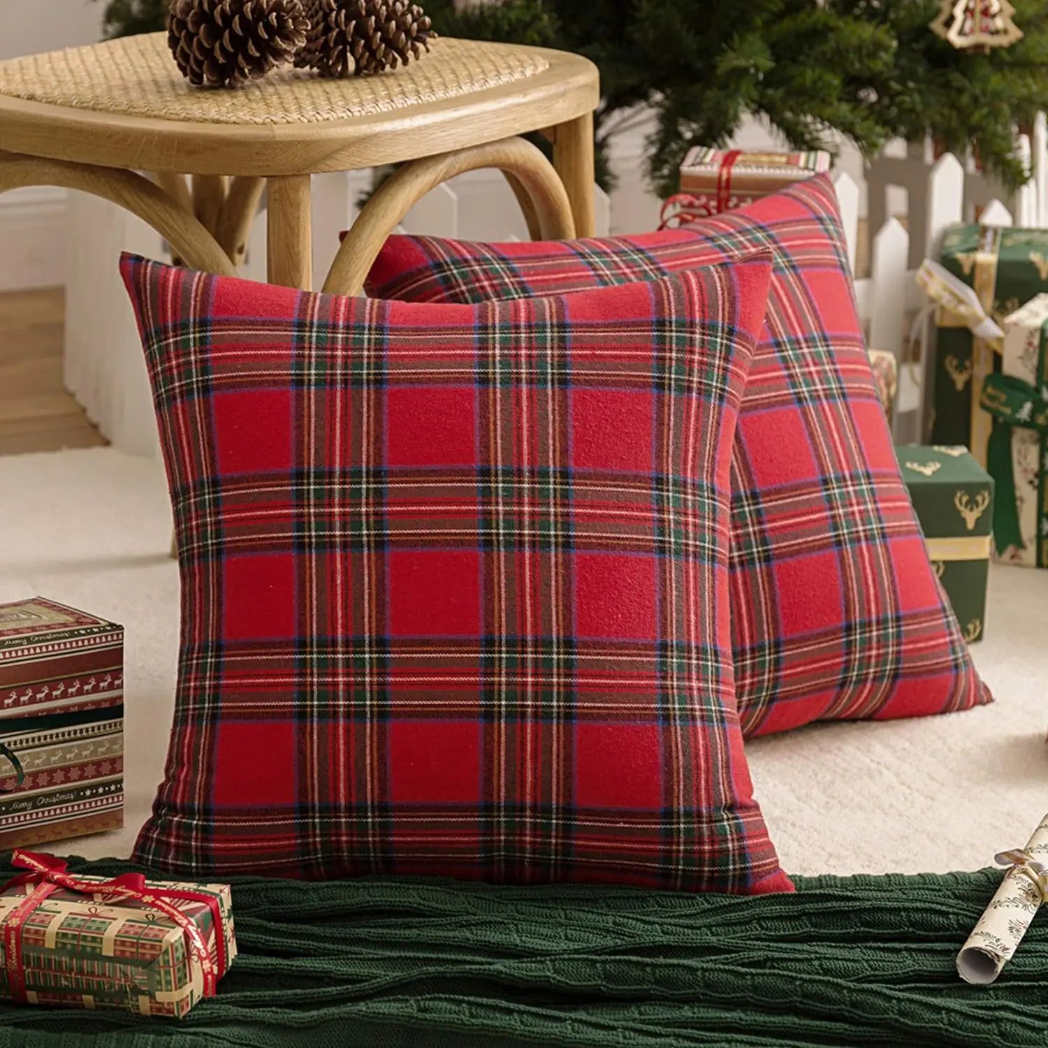 Cushion Christmas Covers | Tree and Plaid Design