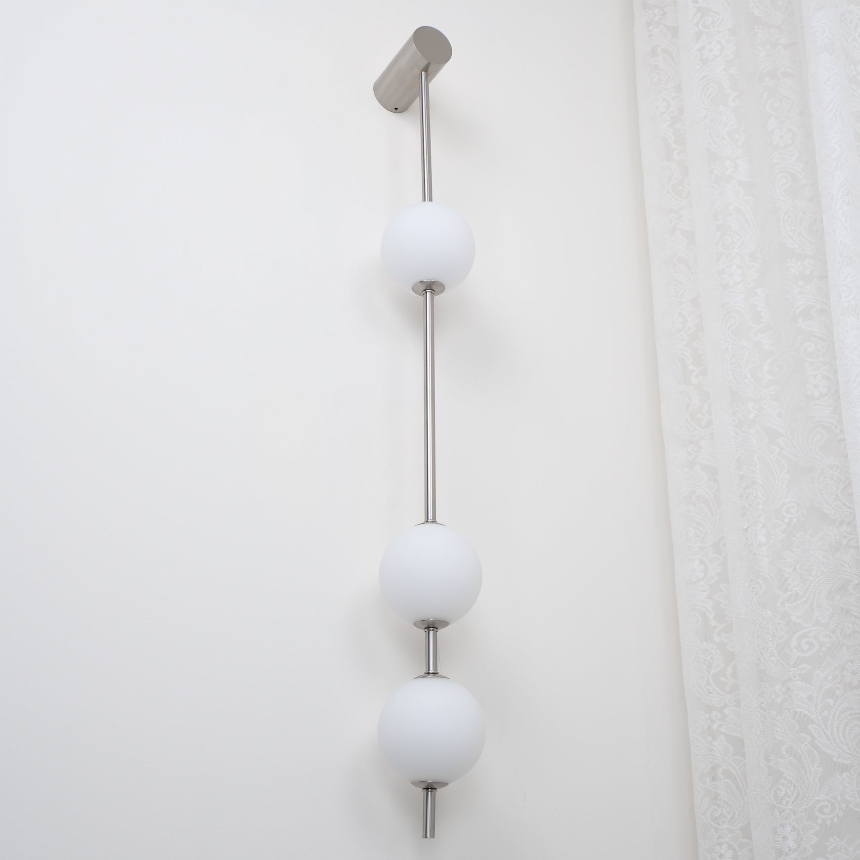Wall Light LED | Multi-Globe Vertical Design