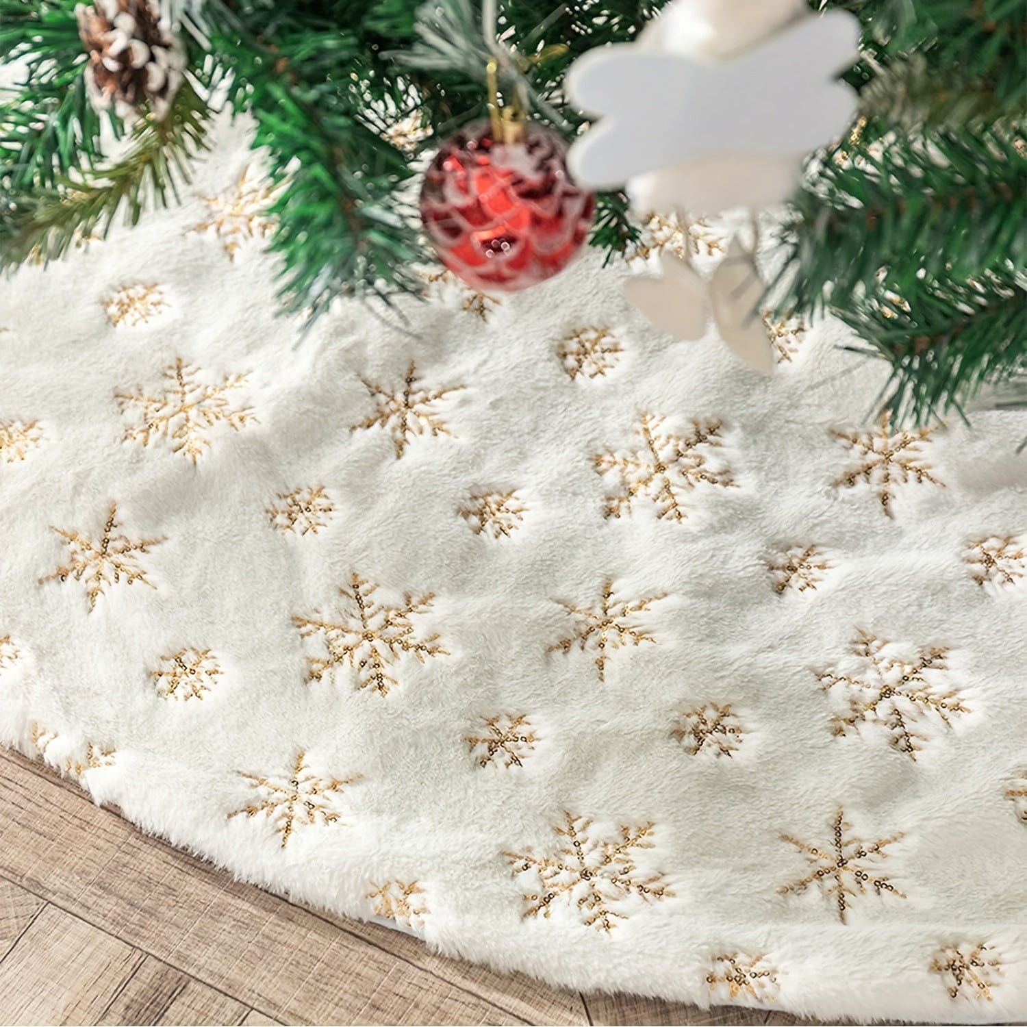 Tree Skirt Christmas | Embroidered Snowflake