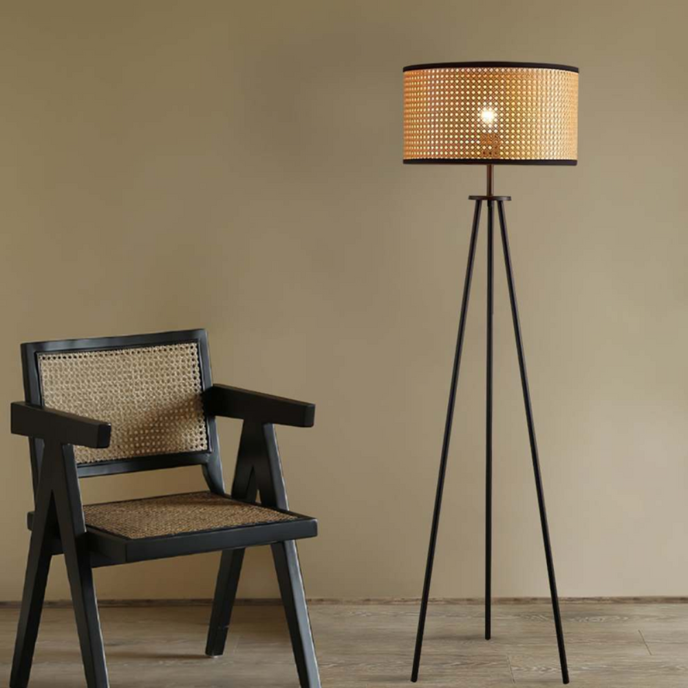 Boho Standing Floor Lamp | Sculptural Lighting with Curved Artistic Silhouette