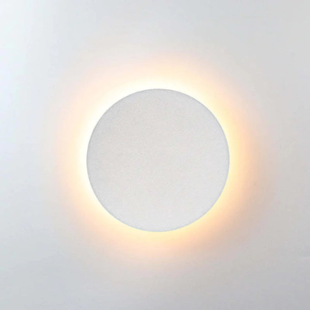 Minimalist LED Outdoor Wall Light | Round & Square Design for Porch & Entryway