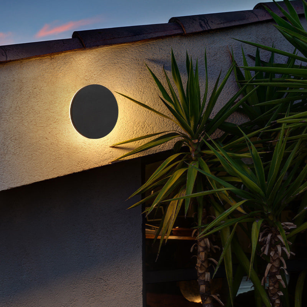 Minimalist LED Outdoor Wall Light | Round & Square Design for Porch & Entryway