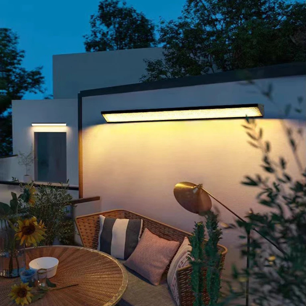 Outdoor Wall Light in Modern Slim Design | Waterproof LED Fixture for Patio & Entrance