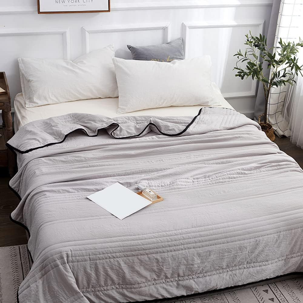 Bedroom Soft Cooling Blanket | Lightweight Comfort Solution