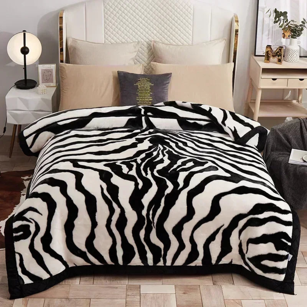 Double Sided Weighted Blanket for Bedroom | Super Soft Quilted Throw for All Season Use