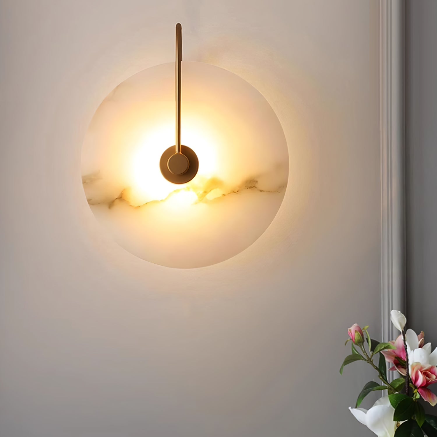 Wall Light Round | LED Alabaster Fixture