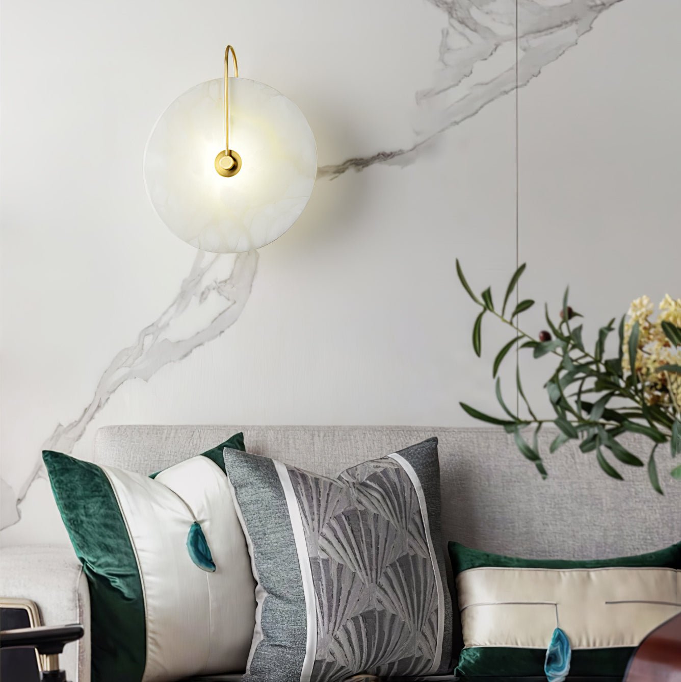 Wall Light Round | LED Alabaster Fixture