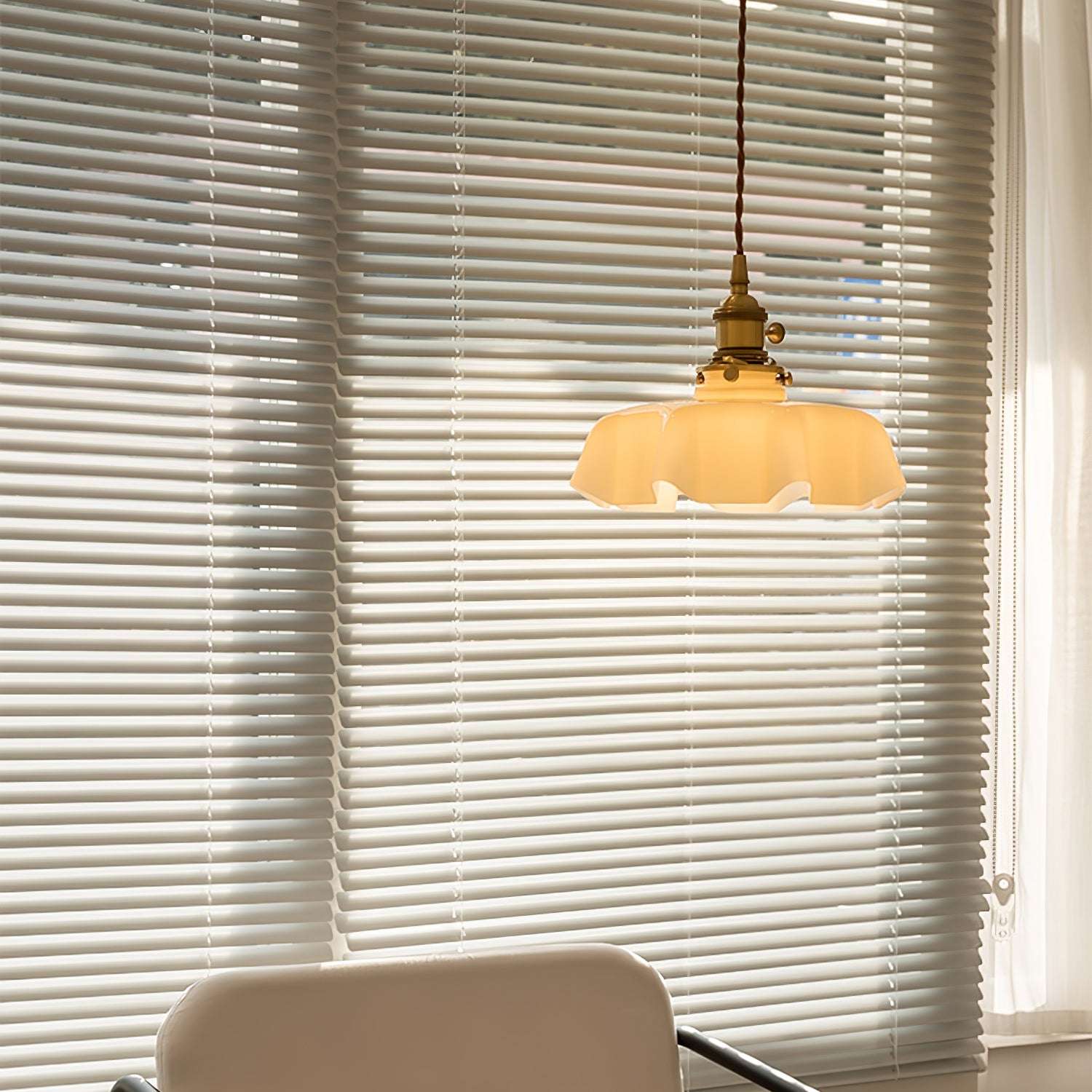 Pendant Light Scalloped  | French Flower Ceiling Lamp