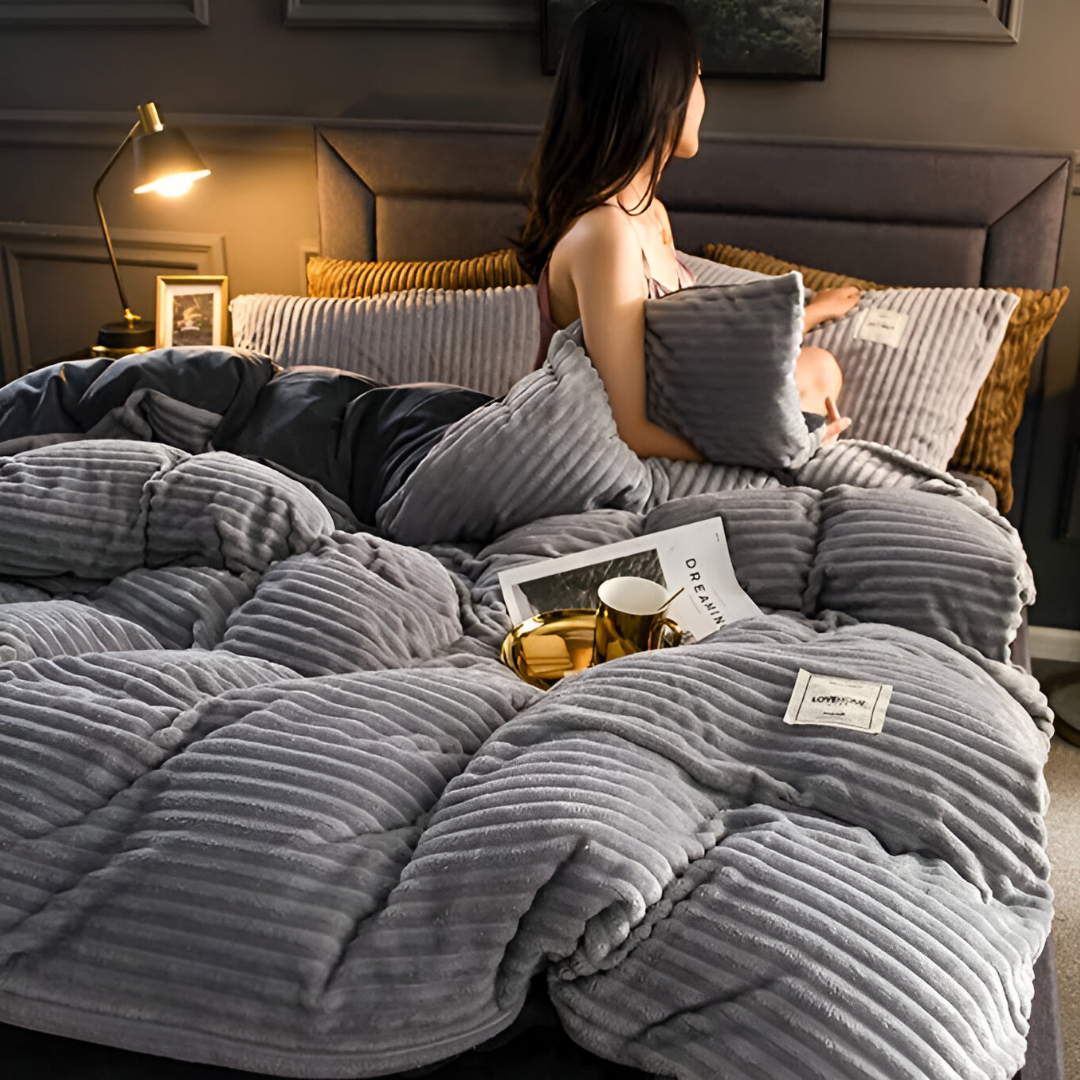 CozyNest | Plush Flannel Bedding Set