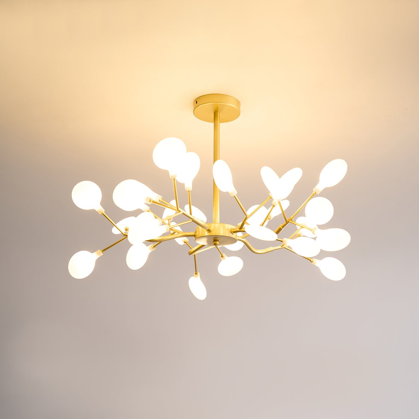 Chandelier Light | Ceiling Lamp with Firefly-Inspired Satellite Design