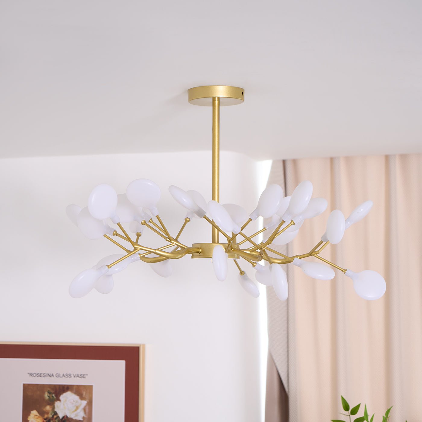 Chandelier Light | Ceiling Lamp with Firefly-Inspired Satellite Design