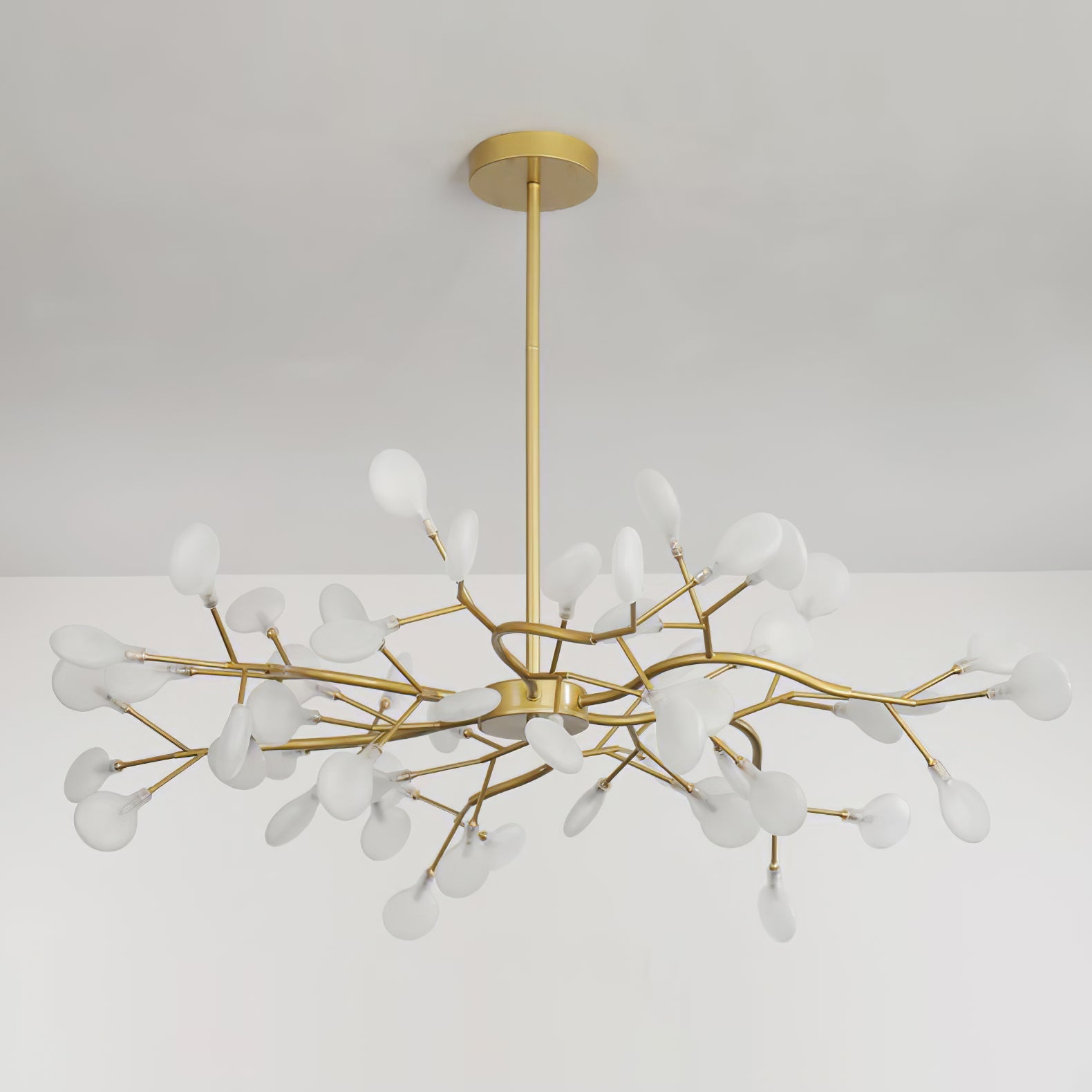 Chandelier Light | Ceiling Lamp with Firefly-Inspired Satellite Design