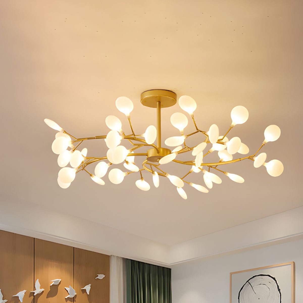 Chandelier Light | Ceiling Lamp with Firefly-Inspired Satellite Design