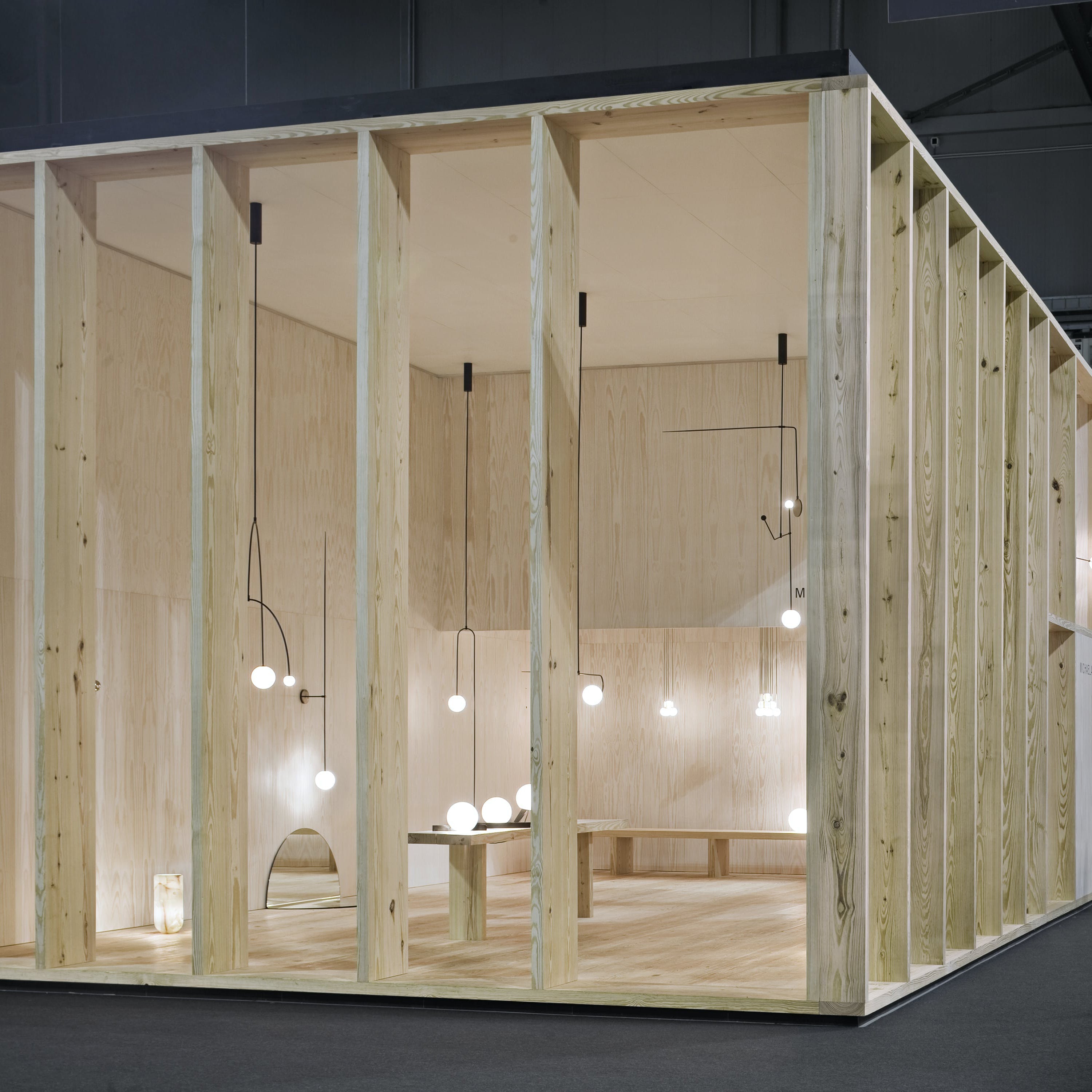 Chandelier Light | Ceiling Lamp with Mobile Arc Design