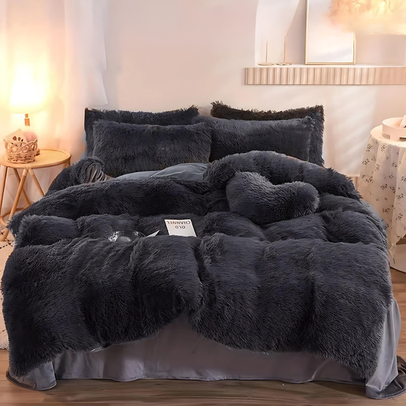 SilkySplendor | Plush Velvet Bedding Set